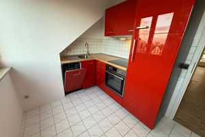 Aufzug - Südbalkon - modernes Laminat - EBK - Tiefgaragenstellplatz!! – Fichtestraße 53, 9126 Chemnitz – Vorschaubild 25