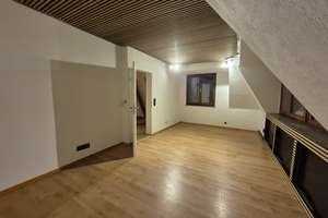Direkt einziehen! 2 - 3 Zimmer Wohnung mit großem Bad und 2 Balkone – Die vollständige Adresse der Immobilie erhältst du vom Anbieter., 68159 Innenstadt/Jungbusch, Mannheim – Vorschaubild 3