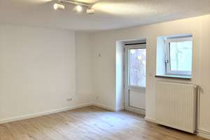 Modernisierte 2-Zimmer-Wohnung in bester Lage der Lübecker Innenstadt – Die vollständige Adresse der Immobilie erhältst du vom Anbieter., 23552 Innenstadt, Lübeck – Vorschaubild 2