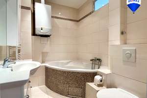 Property thumbnail 10