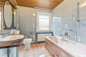 Einfamilienhaus mit großem Garten im stadtnahen Heideviertel – Die vollständige Adresse der Immobilie erhältst du vom Anbieter., 30625 Heideviertel, Hannover – Vorschaubild 5