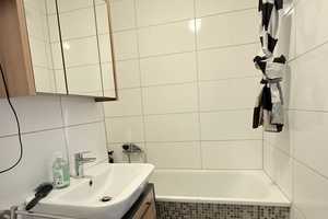 Helle 3-Zimmer-Stadtwohnung mit Balkon – 3. OG – ca. 71 m² – Essen – Vorschaubild 9