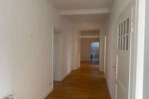 großzügige Maisonett in freistehender Altbauvilla  in Bahnhofsnähe/Kurpark, PKW Stellplatz vorhanden – Kaiser Friedrich Ring 77, 65185 Südost, Wiesbaden – Vorschaubild 2