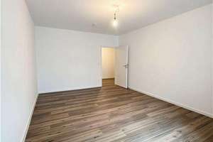 Großzügige 3-Zimmer Wohnung mit EBK – Die vollständige Adresse der Immobilie erhältst du vom Anbieter., 38100 Innenstadt, Braunschweig – Vorschaubild 4