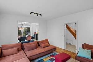 Reihenhaus mit schönem Garten und großem Wintergarten in grüner Lage von Hamburg-Rahlstedt. – Die vollständige Adresse der Immobilie erhältst du vom Anbieter., 22149 Rahlstedt, Hamburg – Vorschaubild 4