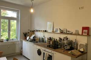 Martinsviertel/Uni: Geräumige 1-Zi.-Altbau-Whg. mit Wohnküche und EBK – Die vollständige Adresse der Immobilie erhältst du vom Anbieter., 64289 Darmstadt-Nord, Darmstadt – Vorschaubild 2