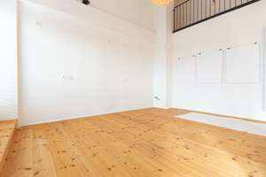 Dachgeschosstraum mit Galerie & Balkon | 2 Bäder | Aufzug | Dielenboden | Stellplatz mgl. – Wurzner Straße 156a, 4318 Sellerhausen-Stünz, Leipzig – Vorschaubild 16