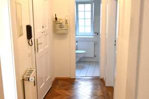 Charmante 2,5-Zimmer Altbauwohnung in München-Laim in grünem Umfeld – Stadtlohner Straße 5, 80687 St. Ulrich, München – Vorschaubild 3