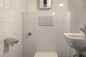 Frisch renovierte 4-Zimmer-Wohnung mit Balkon – Werschenreger Str. 5, 28237 Lindenhof, Bremen – Vorschaubild 2