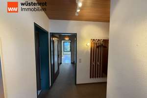 Schönes Reihenmittelhaus in Böblingen mit Garten, Balkon & Garage in zentraler und ruhiger Wohnlage – Die vollständige Adresse der Immobilie erhältst du vom Anbieter., 71032 Böblingen – Vorschaubild 12