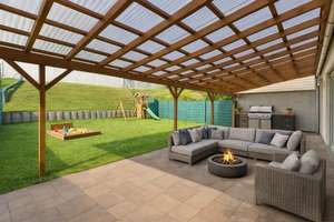 Property thumbnail 8