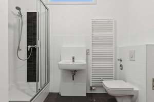 Stilvolles 1-Zimmer-Apartment mit Terrasse zum Innenhof. – Die vollständige Adresse der Immobilie erhältst du vom Anbieter., 12045 Neukölln (Ortsteil), Berlin – Vorschaubild 4