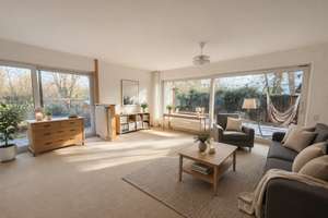 Familienhaus mit Einliegerwohnung & Traumgarten – Wiesbaden-Delkenheim