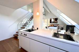Wohnen auf höchstem Niveau! Exklusiv möblierte 2 Zi.- Dachgeschoss Maisonettewhg. mit Loft Charakter – Wolfratshauser Straße 245, 81479 Solln, München – Vorschaubild 5