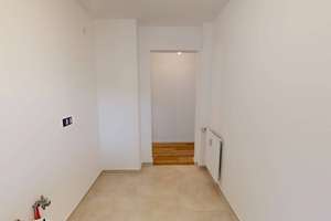Einziehen und Wohlfühlen: Sanierte 4-Zimmer-Wohnung mit TERRASSE in ruhiger Lage – Adebarweg 23, 22559 Rissen, Hamburg – Vorschaubild 11