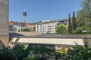 Unterbilk: Raum für Ihre Ideen – 4-Zimmer-Wohnung mit zwei Balkonen und Rheinturmblick – Die vollständige Adresse der Immobilie erhältst du vom Anbieter., 40219 Unterbilk, Düsseldorf – Vorschaubild 32