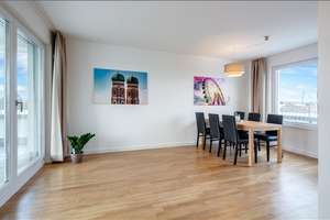Möbliert: Top möblierte 4-Zimmer-Dachgeschosswohnung  – Die vollständige Adresse der Immobilie erhältst du vom Anbieter., 80937 Am Hart, München – Vorschaubild 12