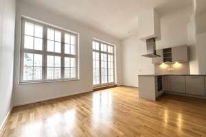 Ansprechende 5-Zimmer-Wohnung mit EBK, Balkon und 2 Bädern – Goldschmidtstraße 43, 4103 Zentrum-Südost, Leipzig – Vorschaubild 2