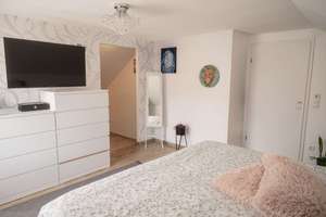 Stilvolles Raumwunder in Nordhorn: Teilsaniertes Familienidyll mit 805 m² Grundstück – Die vollständige Adresse der Immobilie erhältst du vom Anbieter., 48531 Nordhorn – Vorschaubild 2