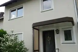 Gepflegtes Reihenhaus mit Garage sucht Familie! – Bielefeld – Vorschaubild 1