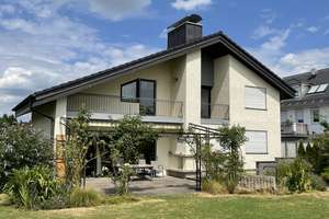 Geräumiges und familienfreundliches Einfamilienhaus mit großem Garten