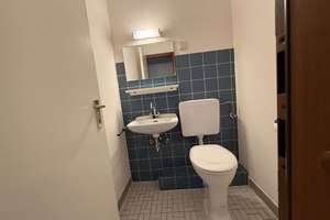 Ruhig gelegene 4-Zimmer ETW im 5. Stock mit Fahrstuhl direkt unterm sanierten Dach – Die vollständige Adresse der Immobilie erhältst du vom Anbieter., 24109 Mettenhof, Kiel – Vorschaubild 21