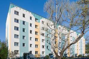 Ab sofort neue Mieter:innen gesucht. Auch ohne amtlichen WBS könnten Sie berechtigt sein für 3 Perso