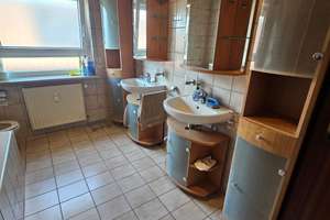 Gepflegte  Maisonette- Wohnung mit drei Zimmern sowie Balkon und Einbauküche in Rheinhausen – Uhlandweg 6, 68794 Oberhausen-Rheinhausen – Vorschaubild 16