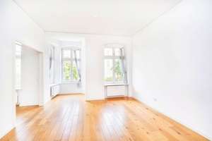 Top-Lage am Zionskirchplatz: Sanierter 3-Zimmer-Altbau mit Balkon & Lift in der Kastanienallee – Die vollständige Adresse der Immobilie erhältst du vom Anbieter., 10119 Mitte (Ortsteil), Berlin – Vorschaubild 2