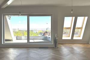 Provisionsfrei...SCHÖNE, SEHR HELLE DACHGESCHOSS-WHG. M. 2 x TERRASSEN WEITBLICK, LIFT-BARRIEREFREI – Die vollständige Adresse der Immobilie erhältst du vom Anbieter., 10405 Prenzlauer Berg, Berlin – Vorschaubild 6
