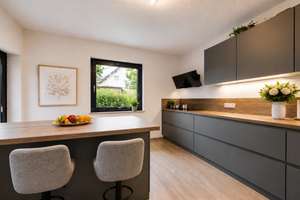 Ein Zuhause zum Ankommen! Wohnkomfort mit Gartenidylle und eigenem Weiher! – Die vollständige Adresse der Immobilie erhältst du vom Anbieter., 56206 Hilgert – Vorschaubild 13