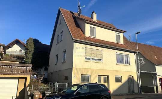 "Ideal für Handwerker - Sanierungsbedürftiges 2-FH in Frickenhausen-Linsenhofen zu verkaufen"