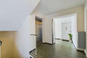Attraktive 2-Zimmer-Wohnung mit Loggia und Balkon
- begehrte Wohnlage
- 2. Obergeschoss mit Lift – Die vollständige Adresse der Immobilie erhältst du vom Anbieter., 81379 Thalkirchen, München – Vorschaubild 3