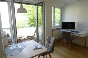 At the Isar, for sportsmen and nature lovers: completely renovated apartment with balcony & parking – Sommerstraße 34, 81543 Untergiesing, München – Vorschaubild 13