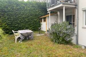 sehr schöne 2 1/2-Zimmerwohnung mit eigenem Garten