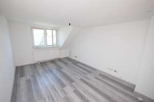 Gepflegte 2,5 Zimmer-Dachgeschosswohnung in Gelsenkirchen - Feldmark zu vermieten – Küppersbuschstr. 34, 45883 Feldmark, Gelsenkirchen – Vorschaubild 4