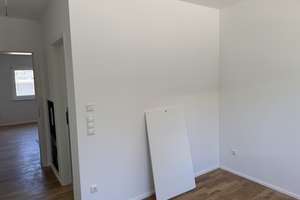 Erstbezug | hochwertige 2-Zimmer Wohnung  | Einbauküche | Stellplatz | KFW55 | ER-Zentrum – Anton-Bruckner-Straße 8, 91052 Röthelheim, Erlangen – Vorschaubild 11
