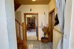 Gemütliches Einfamilienhaus für die kleine Familie in Neuberg – Die vollständige Adresse der Immobilie erhältst du vom Anbieter., 63543 Neuberg – Vorschaubild 3