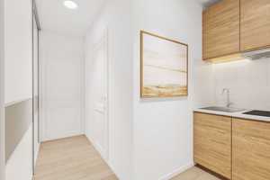 ROGERS: Helle Wohnung mit Weitblick und Balkon – kurzfristig verfügbar – München – Vorschaubild 2