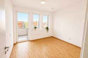 Großzügige 4-Zimmer-Wohnung mit Balkon in Hannover-Christine-Hardt-Straße – Christine-Hardt-Straße 13, 30539 Bemerode, Hannover – Vorschaubild 3