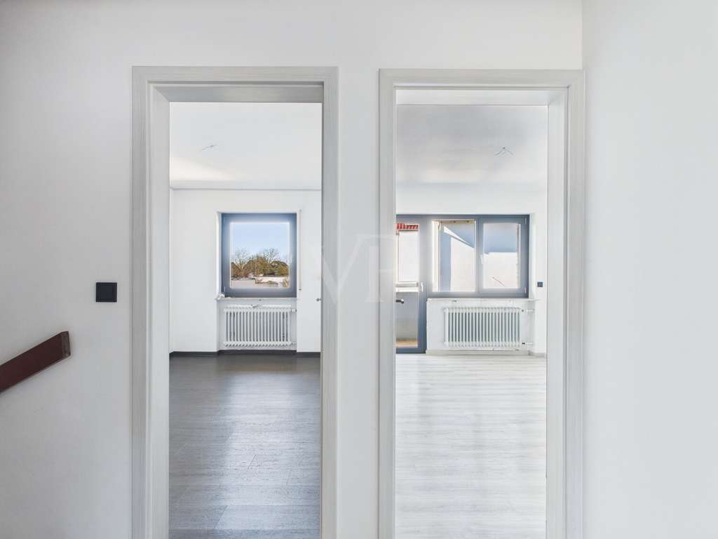 Immobilie in Dittelbrunn - Hier können Sie sofort einziehen - renoviertes Reihenendhaus am Sonnenteller - Bild 4