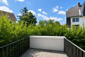 Helle 3-Zimmer-Maisonettewohnung mit Galerie und Balkon – 65191 Sonnenberg, Wiesbaden – Vorschaubild 4
