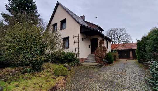 Bild von +++ BS-Bevenrode: Einfamilienhaus  mit Garage und Garten  +++