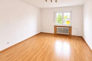 Renovierte 3-Zi-Dachgeschosswohnung in begehrter Wohnlage von Karlsruhe-Grötzingen – Die vollständige Adresse der Immobilie erhältst du vom Anbieter., 76229 Grötzingen, Karlsruhe – Vorschaubild 4