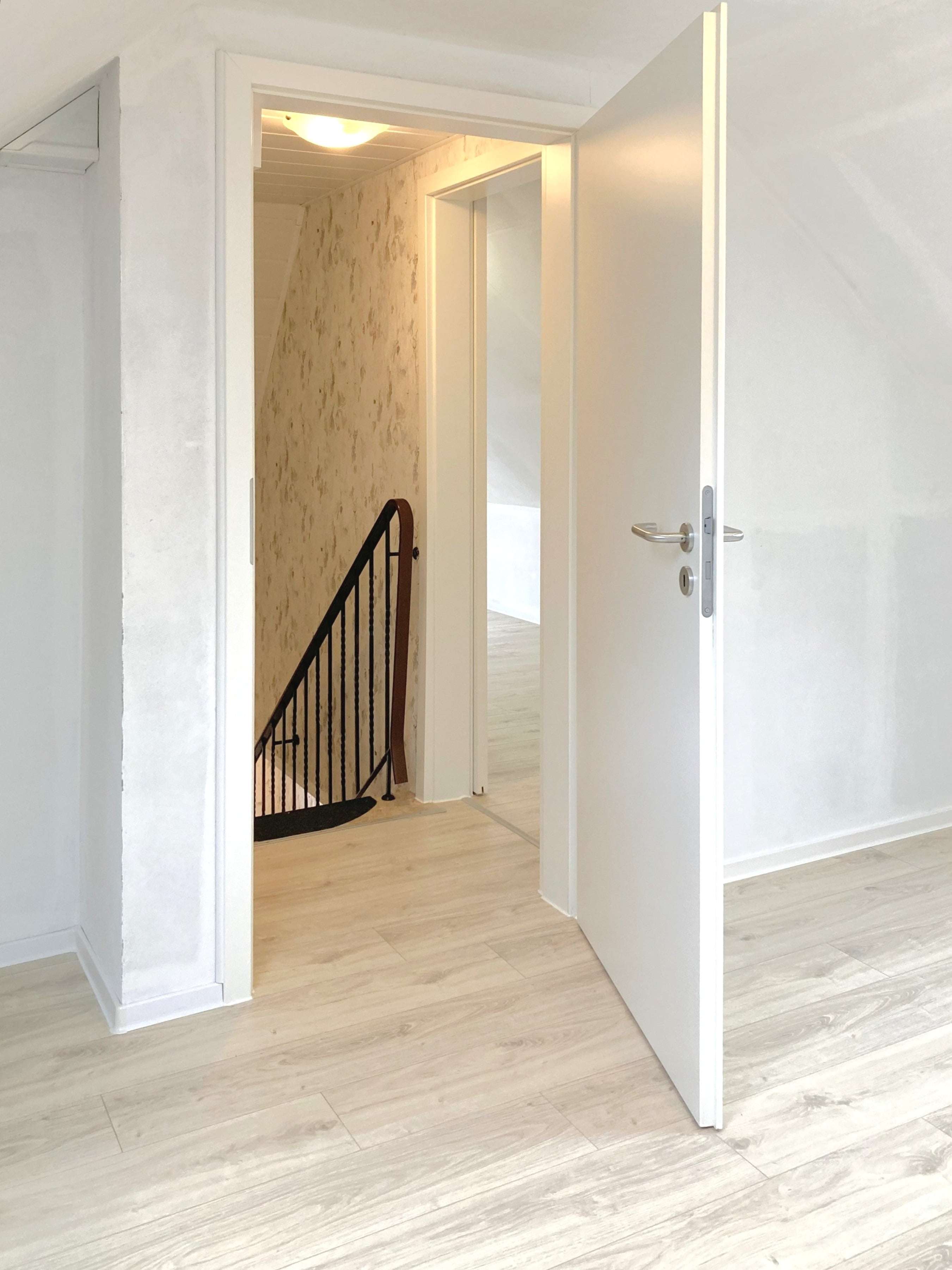 Immobilie in Moorweg - Zweifamilienhaus in Moorweg mit großem Grundstück



 - Bild 10