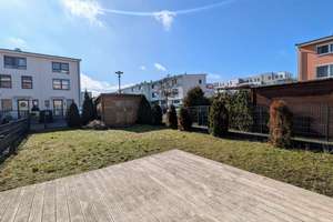 Exklusives Reihenendhaus am Wasser: Elegantes Wohnen im Grünen | Exclusive House by the Water – Die vollständige Adresse der Immobilie erhältst du vom Anbieter., 13599 Haselhorst, Berlin – Vorschaubild 2