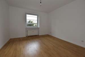 Großhadern - kernsanierte Wohnung mit Balkon – Die vollständige Adresse der Immobilie erhältst du vom Anbieter., 81375 Neuhadern, München – Vorschaubild 5