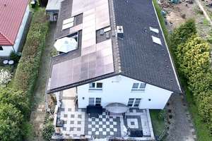 Platz für drei Generationen, Technik für die Zukunft: Willkommen im neuen Zuhause." – Die vollständige Adresse der Immobilie erhältst du vom Anbieter., 12621 Kaulsdorf, Berlin – Vorschaubild 7