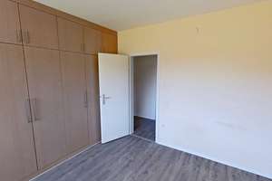 Komfortabel im Erdgeschoss: Helle 3-Zimmer-Wohnung mit Tageslichtbad (Wanne + Dusche) – Lahrkampstraße 4, 33104 Schloß Neuhaus, Paderborn – Vorschaubild 4