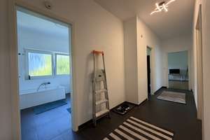 Großzügige 4-Zimmer-Wohnung mit 124 m², 2 Bädern, Balkon und hochwertiger Einbauküche – Bertha-von-Suttner-Straße 14, 65189 Südost, Wiesbaden – Vorschaubild 12
